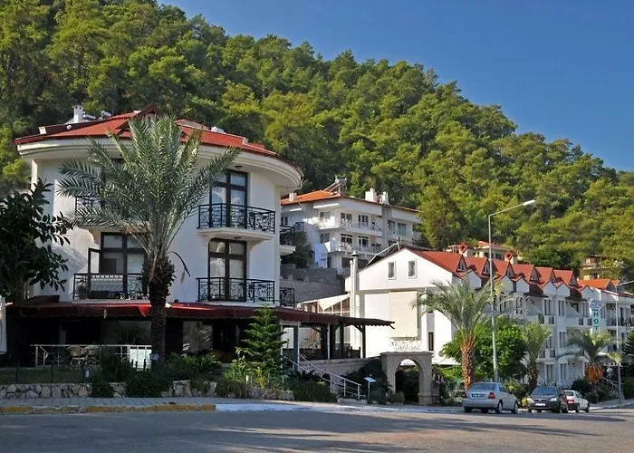 Ata Park מלון 4*