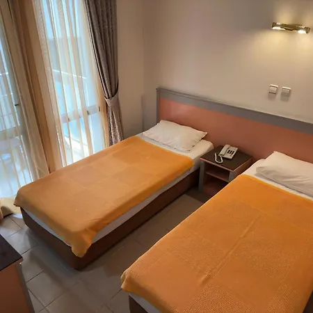 Hotell Ata Park 4*