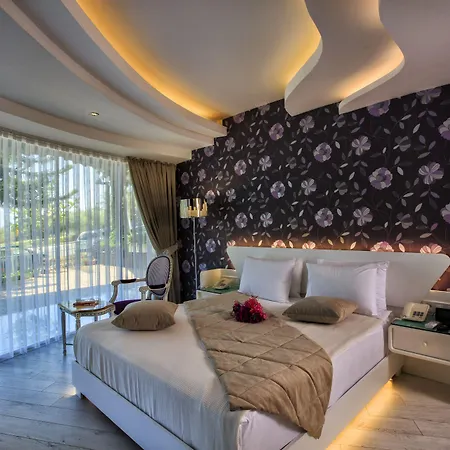 מלון Ata Park 4*