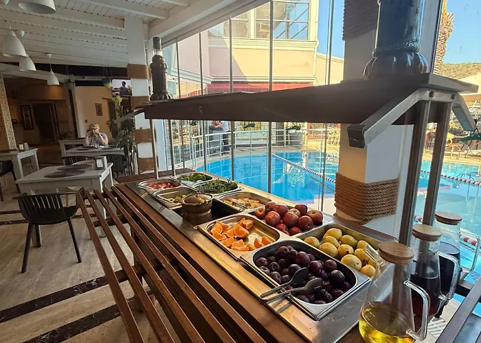 호텔 아타 파크 페티예