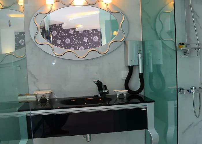 호텔 아타 파크 4*